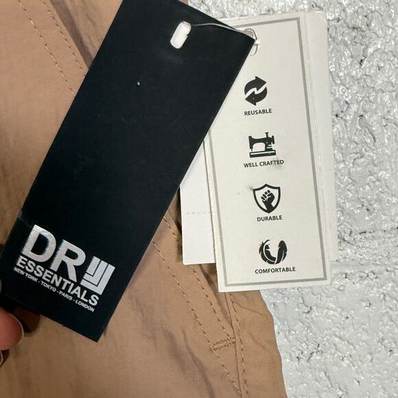 DR Essentials Men's Tan Zip Pocket Cargo Shorts Size large $52 - Picture 4 of 6